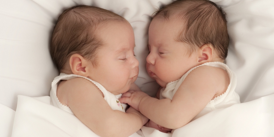 Por qué nacen gemelos. Qué son gemelos idénticos y qué mellizos